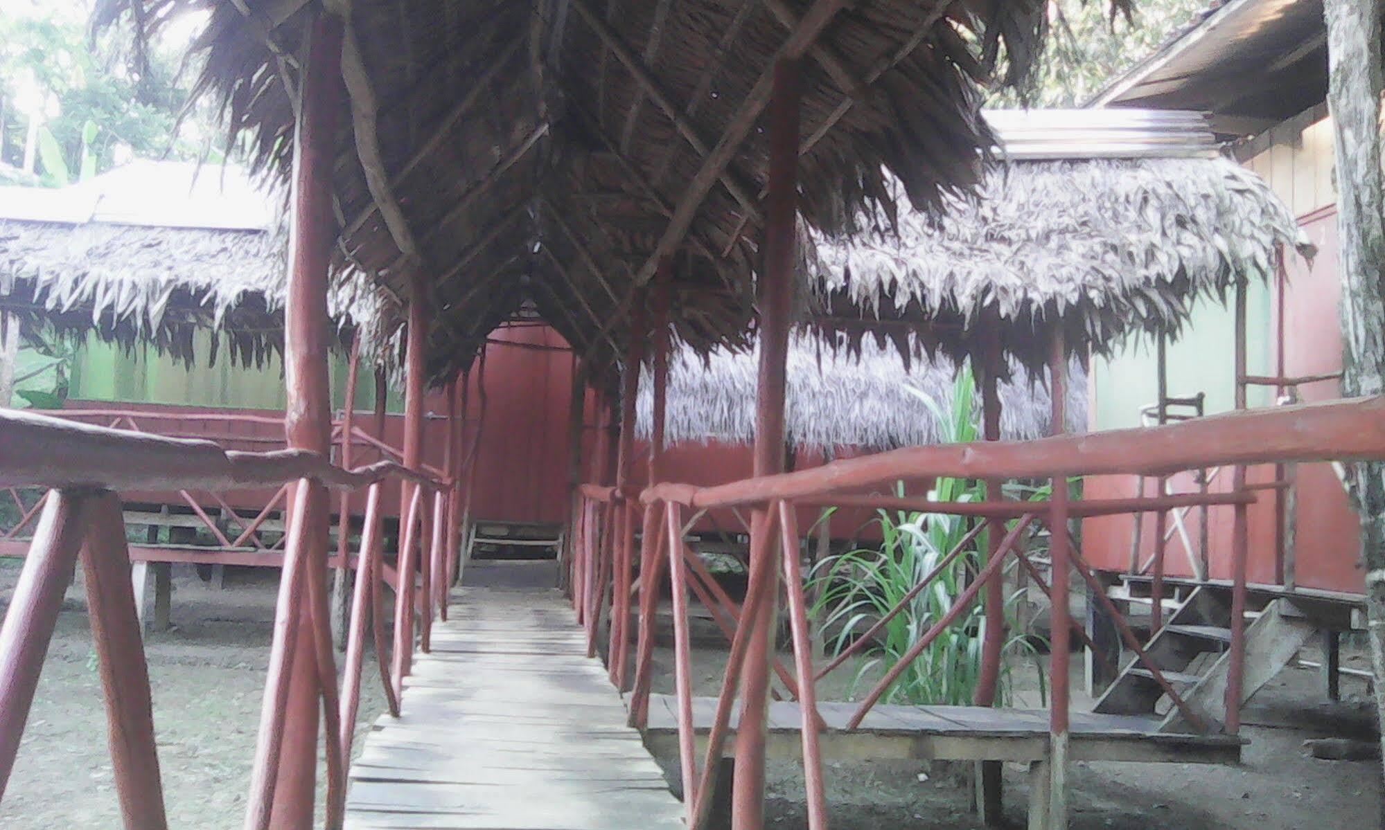 Amazon Queen Lodge Mazán Екстериор снимка