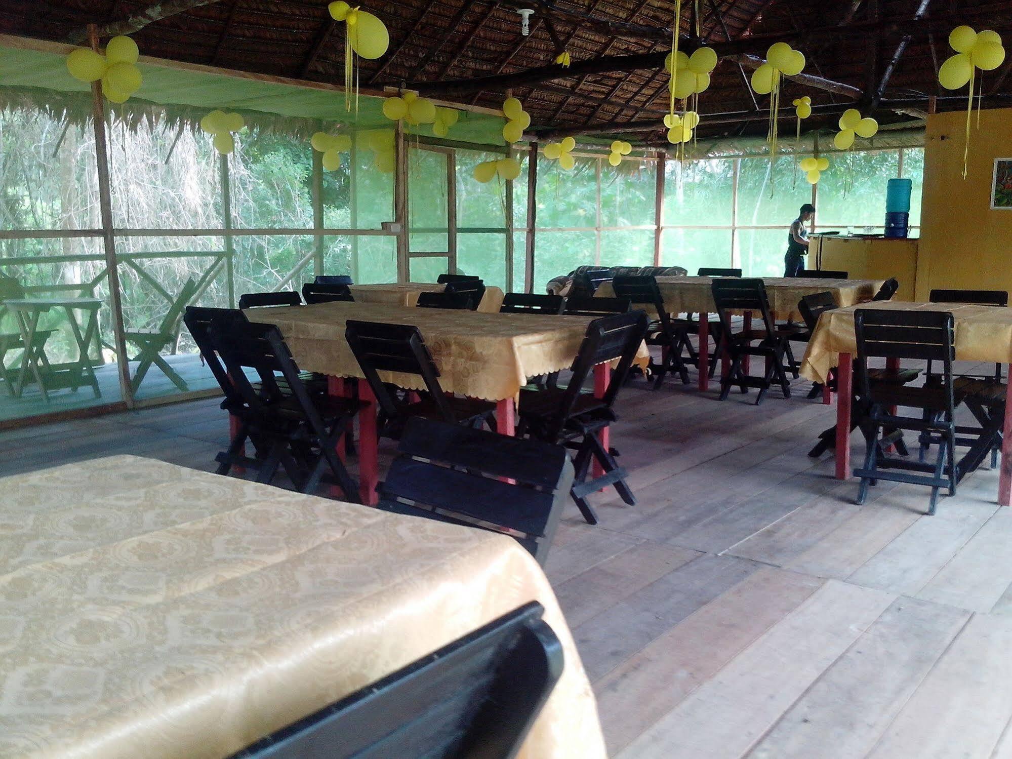Amazon Queen Lodge Mazán Екстериор снимка